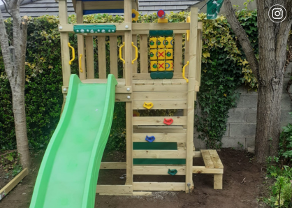 Jungle Gym Spieltürme mit Picknicktisch